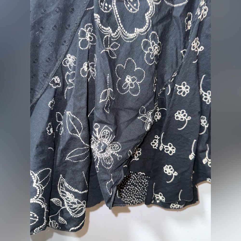 BILA Black Patchwork BOHO Floral Handkerchief Hem Skirt Size M EUC - Picture 4 of 8